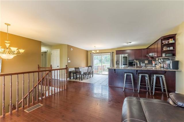 661 Fairview Avenue S, House detached with 4 bedrooms, 2 bathrooms and 3 parking in Laurentian Valley ON | Image 10