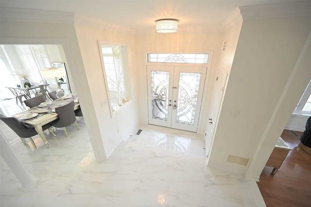 186 Rossi Dr, House detached with 5 bedrooms, 4 bathrooms and 4 parking in Vaughan ON | Image 18