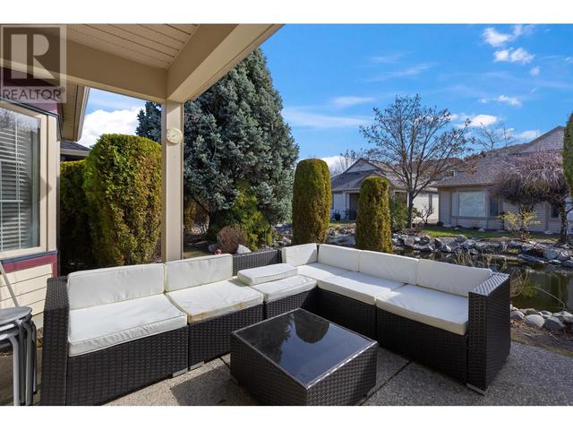 115 - 550 Yates Road, House attached with 2 bedrooms, 2 bathrooms and 4 parking in Kelowna BC | Image 2