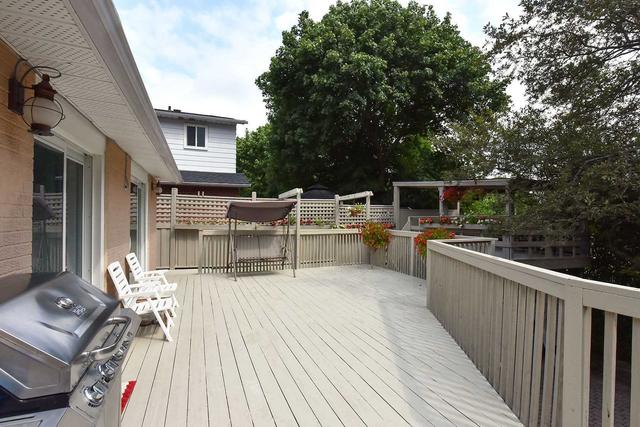 23 Bramble Dr, House detached with 4 bedrooms, 5 bathrooms and 6 parking in Toronto ON | Image 25