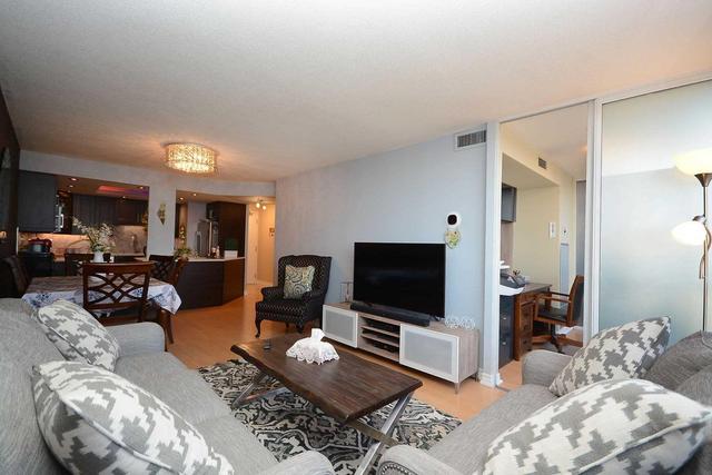 2002 - 4450 Tucana Crt, Condo with 2 bedrooms, 2 bathrooms and 1 parking in Mississauga ON | Image 7
