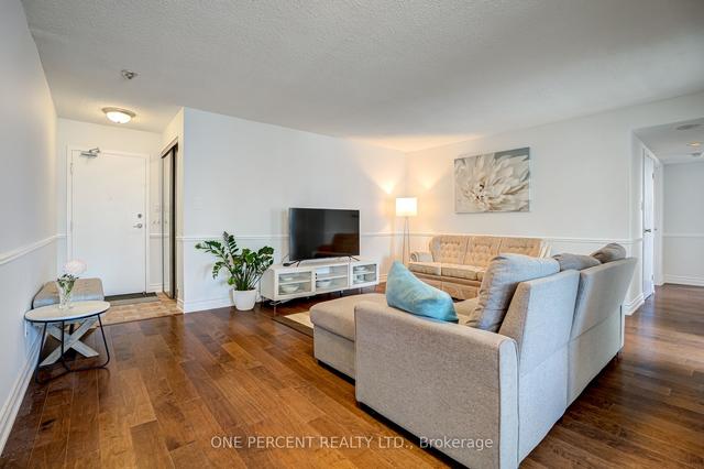 2507 - 633 Bay St, Condo with 2 bedrooms, 2 bathrooms and 0 parking in Toronto ON | Image 25