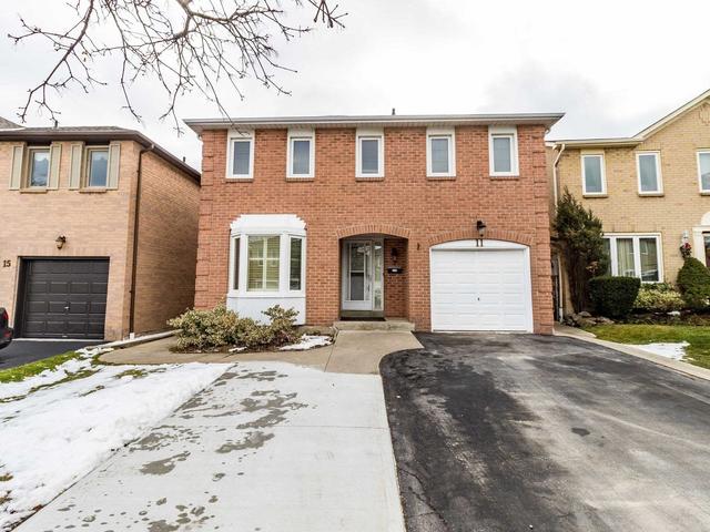 11 Nickel Cres, House detached with 4 bedrooms, 4 bathrooms and 6 parking in Brampton ON | Image 1