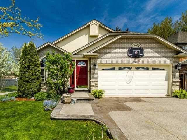 104 Hepburn Cres, House detached with 3 bedrooms, 2 bathrooms and 2 parking in Hamilton ON | Image 2