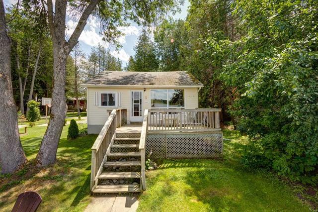1650 Stenner Rd, House detached with 2 bedrooms, 1 bathrooms and 17 parking in Douro Dummer ON | Image 35
