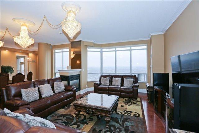 Tph03 - 35 Kingsbridge Garden Circ, Condo with 3 bedrooms, 3 bathrooms and 2 parking in Mississauga ON | Image 10