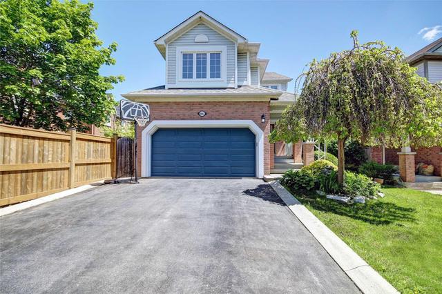 5861 Dalebrook Cres, House detached with 3 bedrooms, 4 bathrooms and 2 parking in Mississauga ON | Image 1