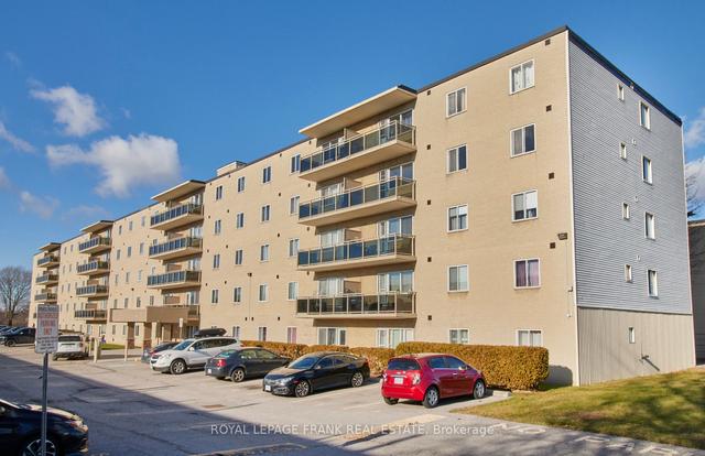 411 - 936 Glen St, Condo with 2 bedrooms, 1 bathrooms and 1 parking in Oshawa ON | Image 12