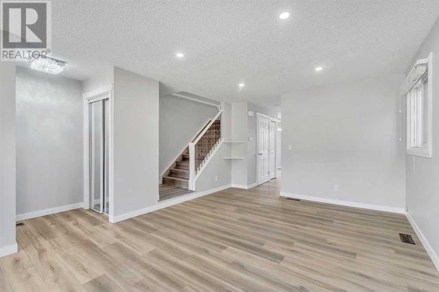 201 Templemont Drive Ne, House detached with 4 bedrooms, 2 bathrooms and 3 parking in Calgary AB | Image 14