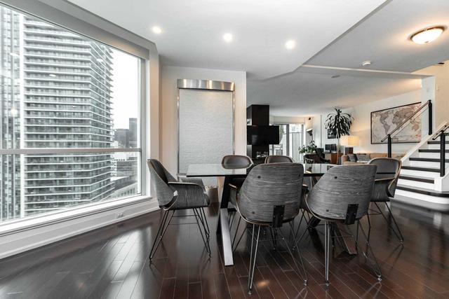 ph#7 - 10 Queens Quay W, Condo with 3 bedrooms, 3 bathrooms and 2 parking in Toronto ON | Image 14