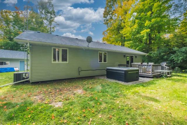 626 Sturgeon Point Rd, House detached with 3 bedrooms, 2 bathrooms and 9 parking in Kawartha Lakes ON | Image 32