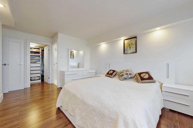 2406 - 133 Torresdale Ave, Condo with 3 bedrooms, 2 bathrooms and 2 parking in Toronto ON | Image 15