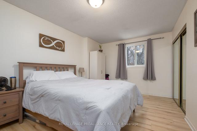 274 Vanguard Crt, House attached with 3 bedrooms, 3 bathrooms and 3 parking in Kingston ON | Image 29