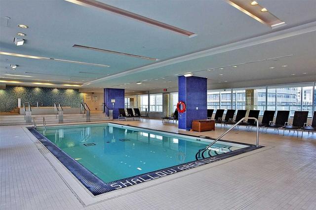 2005 - 55 Bremner Blvd, Condo with 1 bedrooms, 1 bathrooms and 0 parking in Toronto ON | Image 6