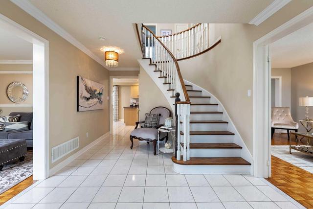 1552 Lewes Way, House detached with 4 bedrooms, 3 bathrooms and 2 parking in Mississauga ON | Image 3