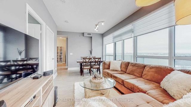 805 - 65 Speers Rd, Condo with 2 bedrooms, 1 bathrooms and 1 parking in Oakville ON | Image 2