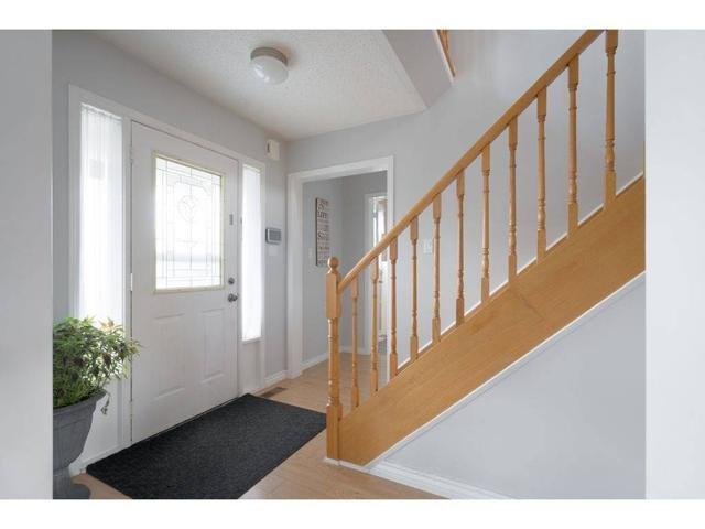 2 Lewis Dr, House detached with 3 bedrooms, 3 bathrooms and 5 parking in Orillia ON | Image 12
