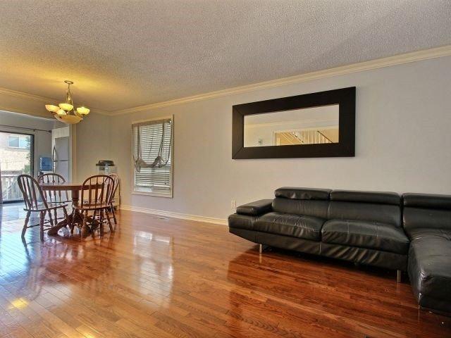 81 Sandmere Ave, House attached with 3 bedrooms, 3 bathrooms and 3 parking in Brampton ON | Image 6