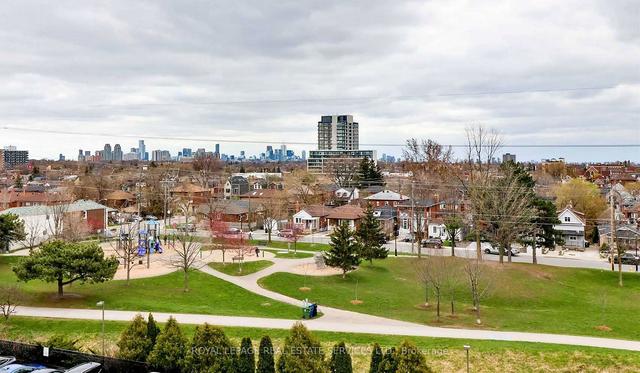 430 - 1001 Roselawn Ave, Condo with 2 bedrooms, 2 bathrooms and 1 parking in Toronto ON | Image 21