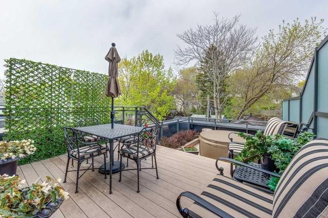Th6 - 2 Bellefair Ave, Townhouse with 3 bedrooms, 4 bathrooms and 1 parking in Toronto ON | Image 10