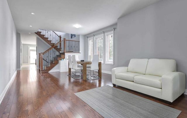 49 Tucciarone Crt, House detached with 4 bedrooms, 4 bathrooms and 4 parking in Markham ON | Image 25