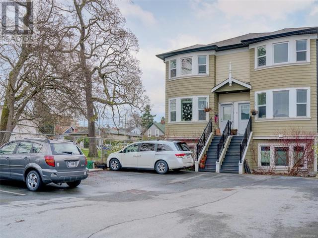 1 - 1146 Caledonia Ave, Condo with 2 bedrooms, 1 bathrooms and 1 parking in Victoria BC | Image 23
