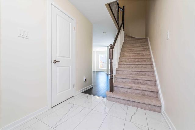 4 Brocklebank Crt, House attached with 3 bedrooms, 2 bathrooms and 2 parking in Brampton ON | Image 13