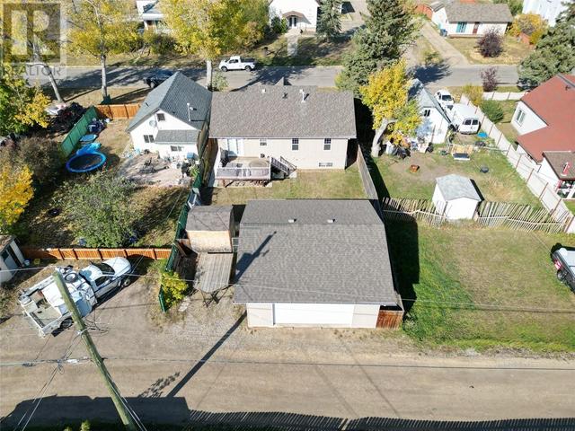1437 104 Avenue, House detached with 4 bedrooms, 2 bathrooms and 6 parking in Dawson Creek BC | Image 6