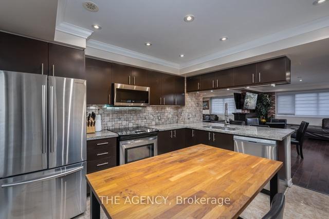 50 Cole St, Townhouse with 3 bedrooms, 3 bathrooms and 1 parking in Toronto ON | Image 14
