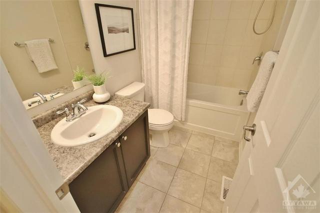 415 Rosingdale Street, Townhouse with 2 bedrooms, 2 bathrooms and 3 parking in Ottawa ON | Image 23
