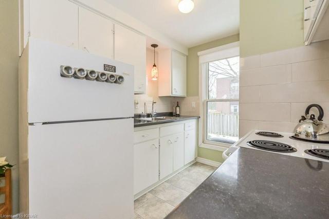 23 - 35 Breckenridge Drive, House attached with 2 bedrooms, 1 bathrooms and 2 parking in Kitchener ON | Image 4