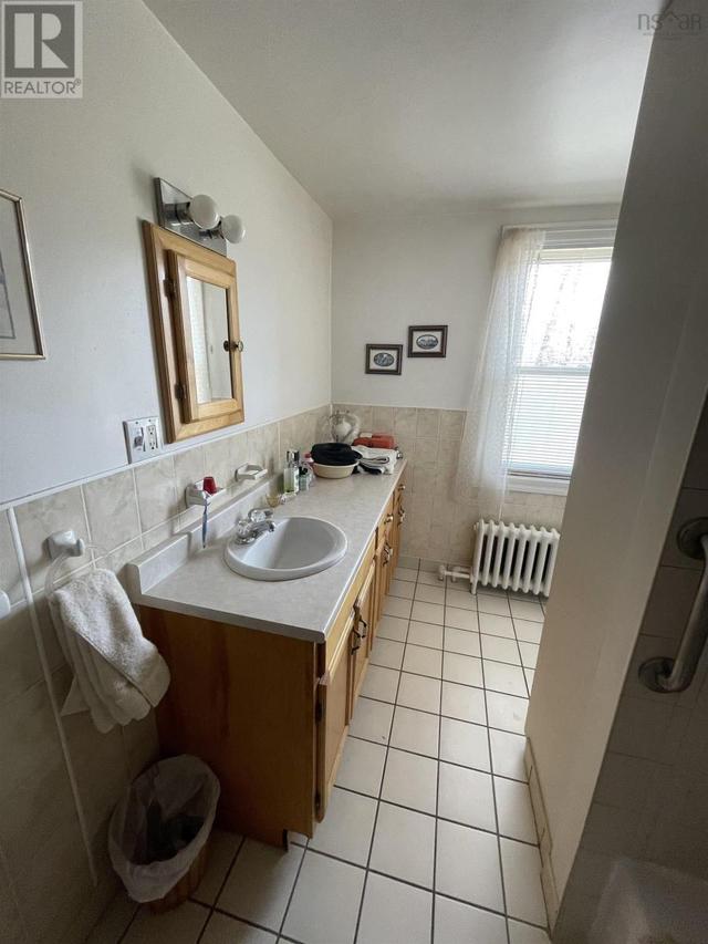 170 Lisgard Street, House detached with 3 bedrooms, 1 bathrooms and null parking in Cape Breton NS | Image 11