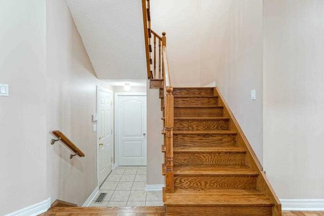 74 Summer Valley Dr, House detached with 4 bedrooms, 4 bathrooms and 6 parking in Brampton ON | Image 9