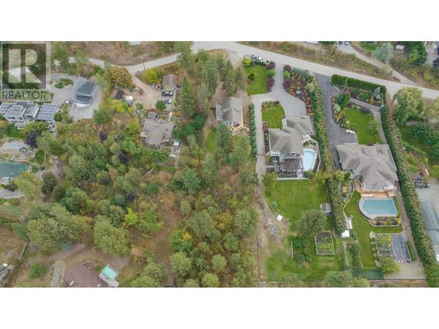 16490 Commonage Road, House detached with 4 bedrooms, 3 bathrooms and 1 parking in Lake Country BC | Image 69