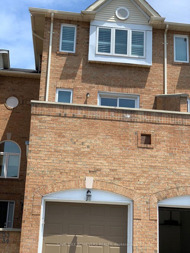 33 - 45 Bristol Rd E, Townhouse with 3 bedrooms, 3 bathrooms and 3 parking in Mississauga ON | Image 1