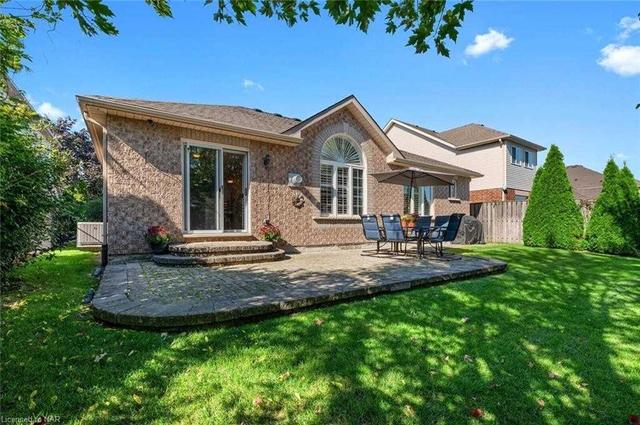 32 Goodman Cres, House detached with 3 bedrooms, 2 bathrooms and 4 parking in St. Catharines ON | Image 34