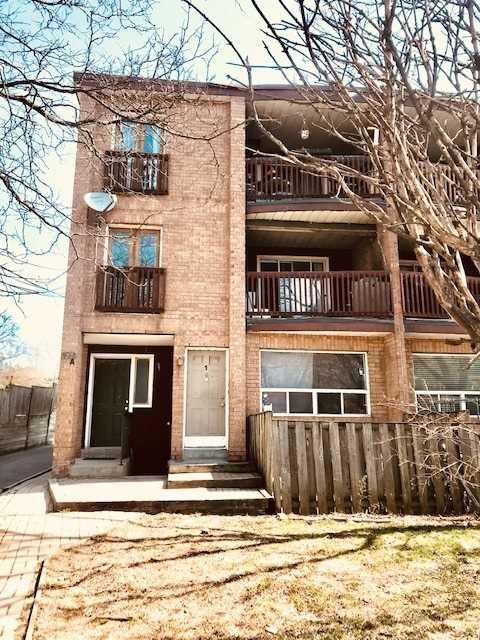 2 - 571a Birchmount Rd, House detached with 3 bedrooms, 1 bathrooms and 1 parking in Toronto ON | Image 1