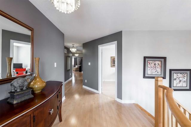 345 Vellore Woods Blvd, House detached with 4 bedrooms, 4 bathrooms and 4 parking in Vaughan ON | Image 14