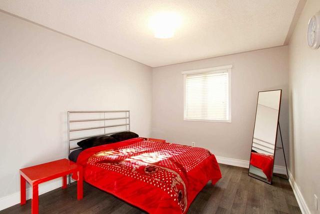 14 Cashel St, House detached with 3 bedrooms, 2 bathrooms and 3 parking in Brampton ON | Image 22