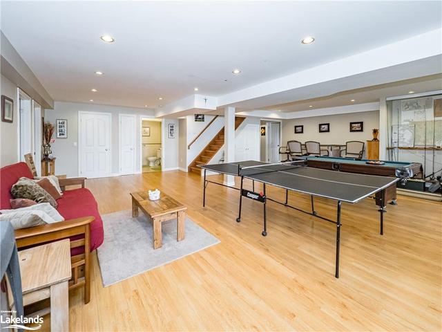 1832 Kilworthy Road, House detached with 6 bedrooms, 2 bathrooms and 4 parking in Gravenhurst ON | Image 19