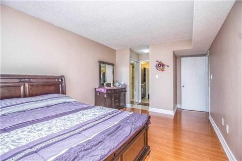 809 - 350 Webb Dr, Condo with 2 bedrooms, 2 bathrooms and 2 parking in Mississauga ON | Image 14