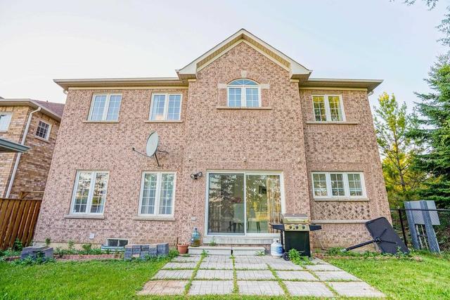 19 Park Place Dr, House detached with 5 bedrooms, 5 bathrooms and 6 parking in Markham ON | Image 24