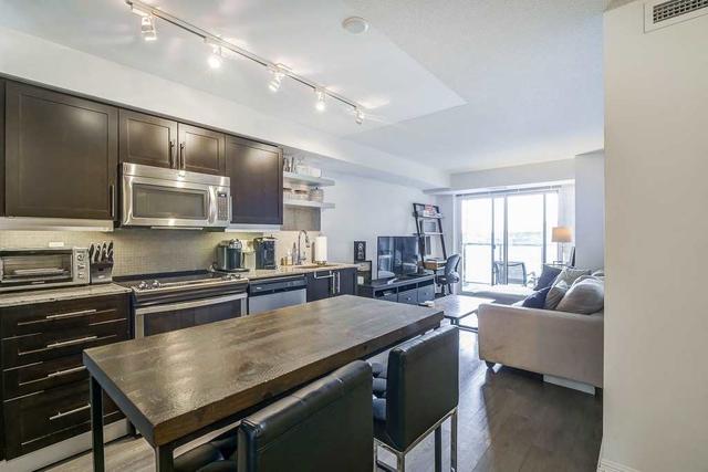 1022 - 400 Adelaide St E, Condo with 2 bedrooms, 2 bathrooms and 1 parking in Toronto ON | Image 17