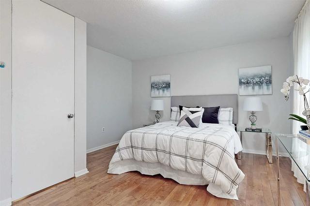 4 - 1310 Gulleden Dr, Townhouse with 3 bedrooms, 3 bathrooms and 1 parking in Mississauga ON | Image 15
