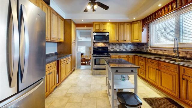 457898 11 Grey Road, House detached with 4 bedrooms, 2 bathrooms and 8 parking in Meaford ON | Image 12