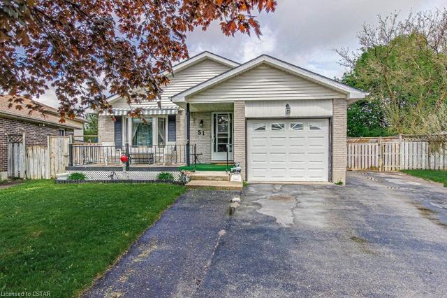 51 Huron Green, House detached with 4 bedrooms, 2 bathrooms and 5 parking in London ON | Card Image