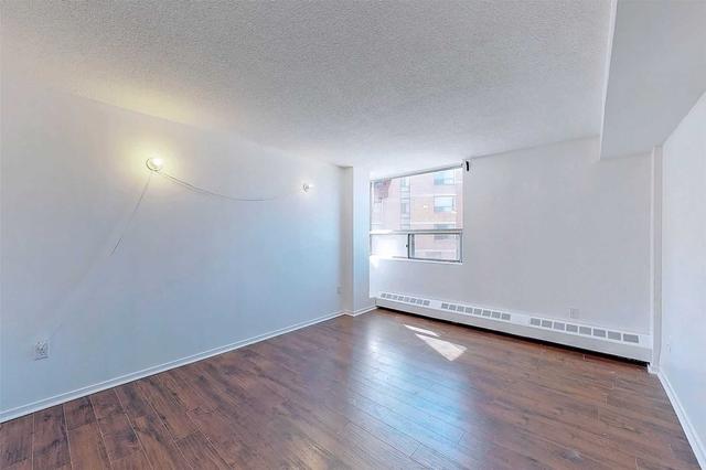 215 - 1703 Mccowan Rd, Condo with 2 bedrooms, 1 bathrooms and 1 parking in Toronto ON | Image 7