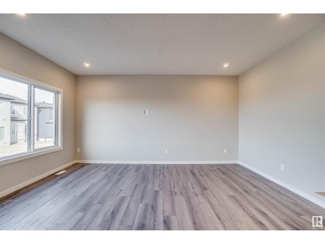 3532 6 Av Sw Sw, House detached with 3 bedrooms, 2 bathrooms and null parking in Edmonton AB | Image 14