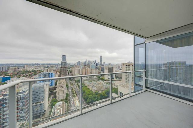 4505 - 180 University Ave, Condo with 2 bedrooms, 3 bathrooms and 2 parking in Toronto ON | Image 17