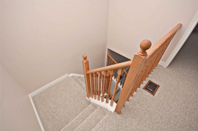 249 Stanley St, House attached with 3 bedrooms, 3 bathrooms and 3 parking in Barrie ON | Image 8